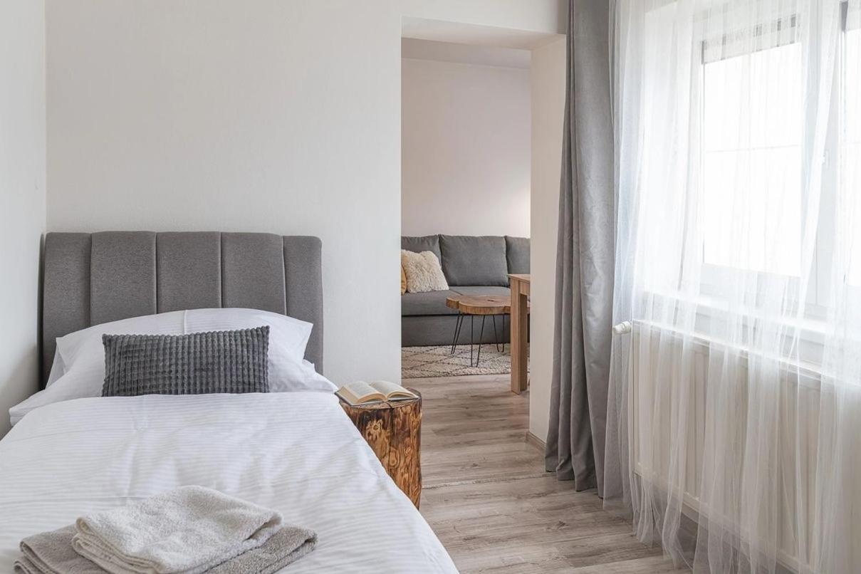 Liptovský Mikuláš Apartmany Minata מראה חיצוני תמונה