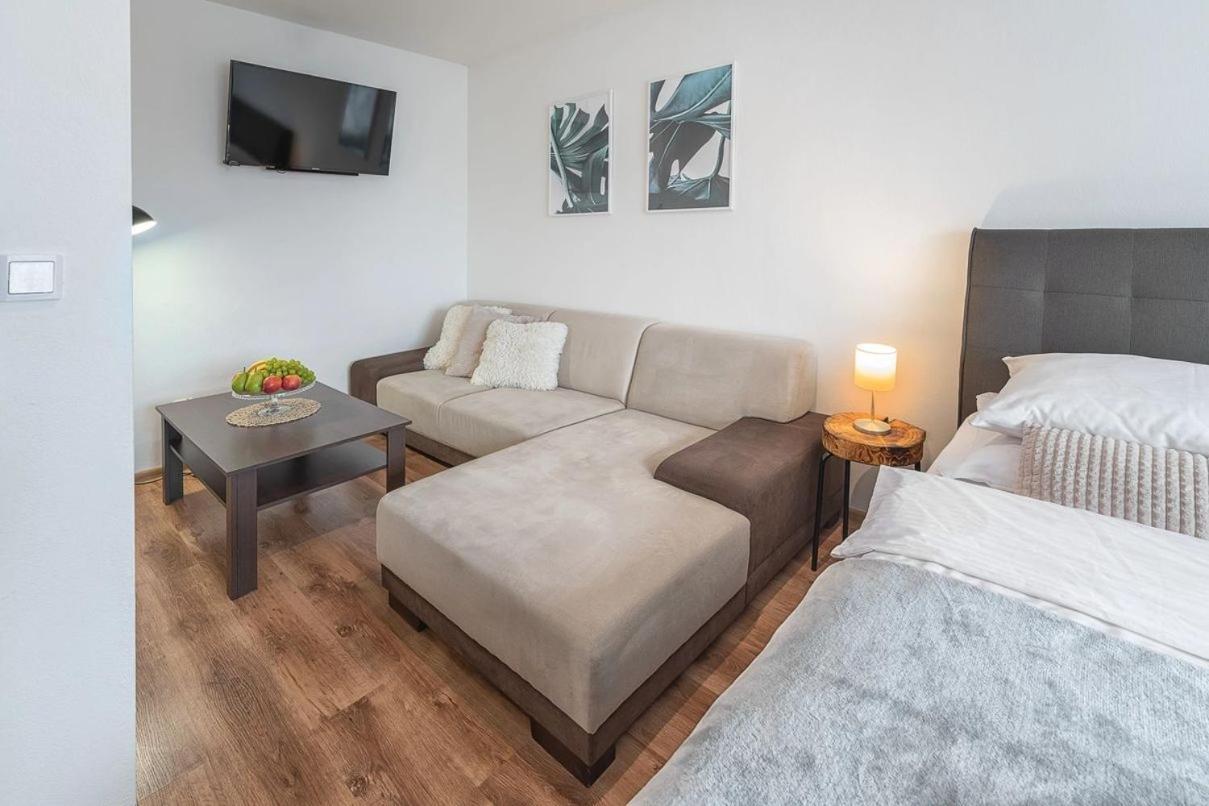 Liptovský Mikuláš Apartmany Minata מראה חיצוני תמונה